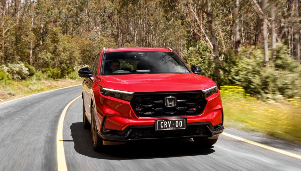 hondas 2026 cr v costs more adds extra features 267120 1
