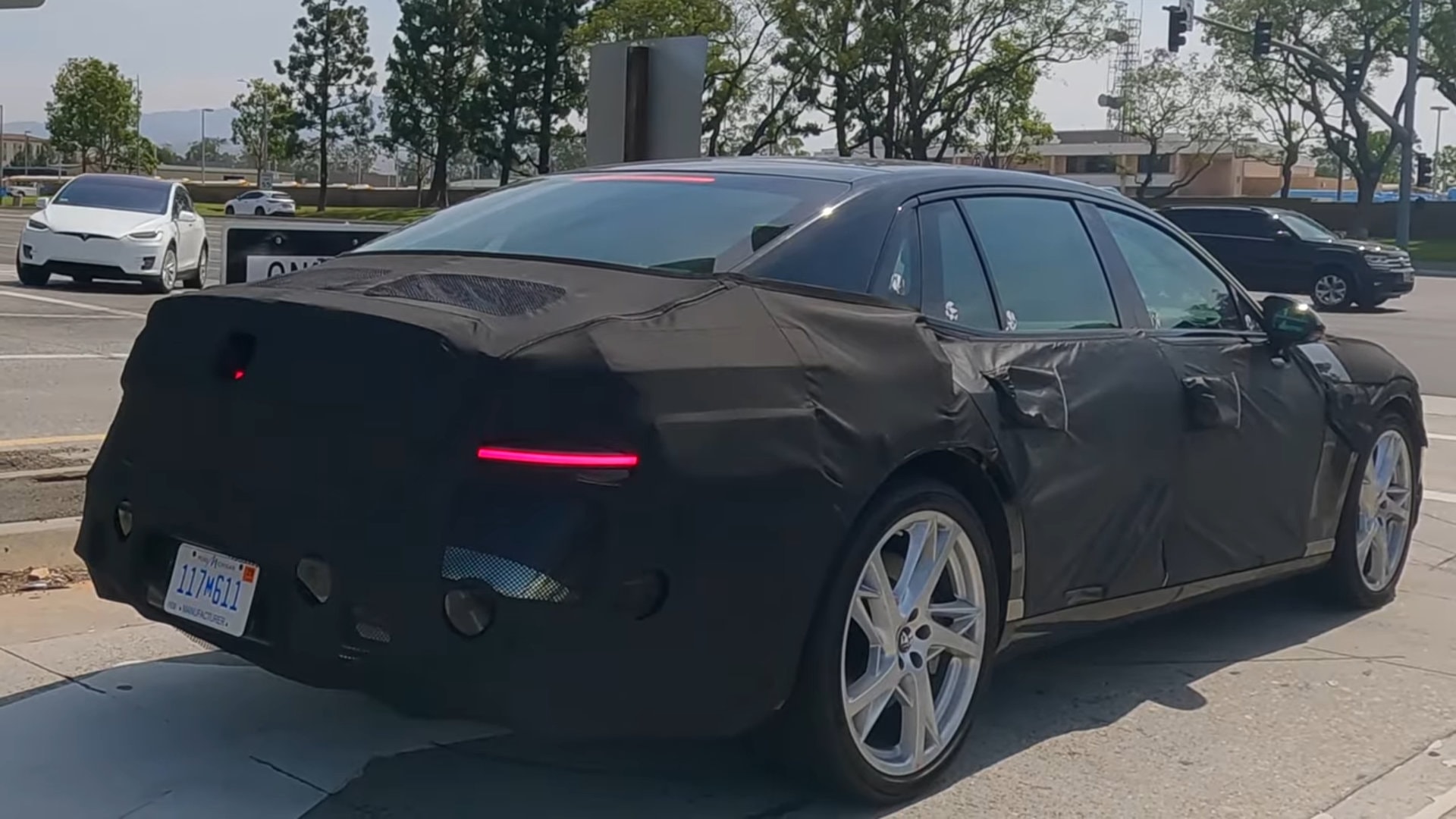 2027 Hyundai Genesis G90 Facelift Spy Photo (5)