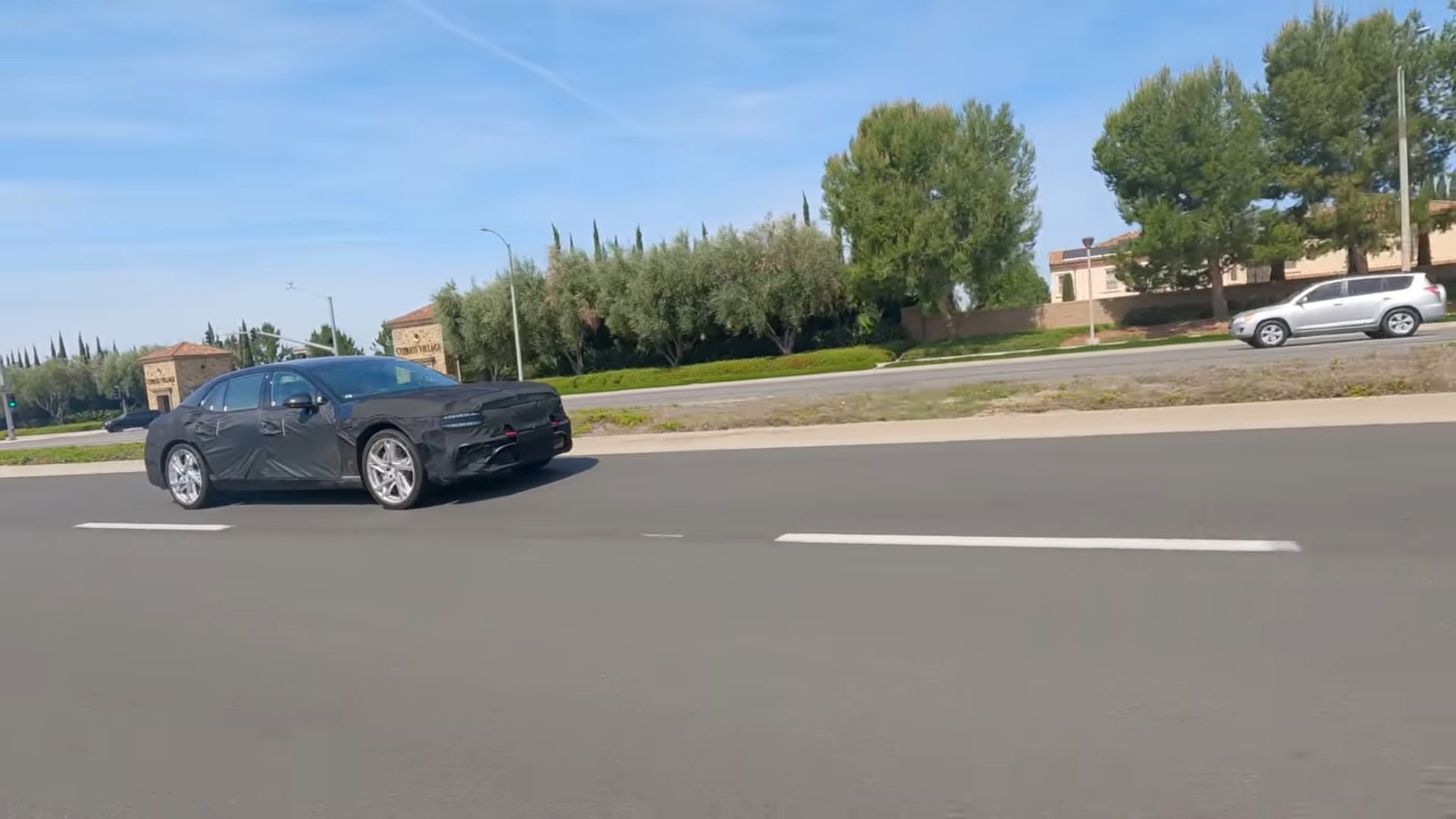 2027 Hyundai Genesis G90 Facelift Spy Photo (6)