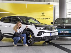 2026 Opel Mokka GSE (2)