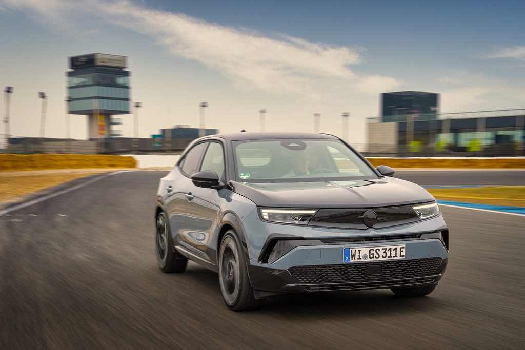 2026 Opel Mokka GSE (3)